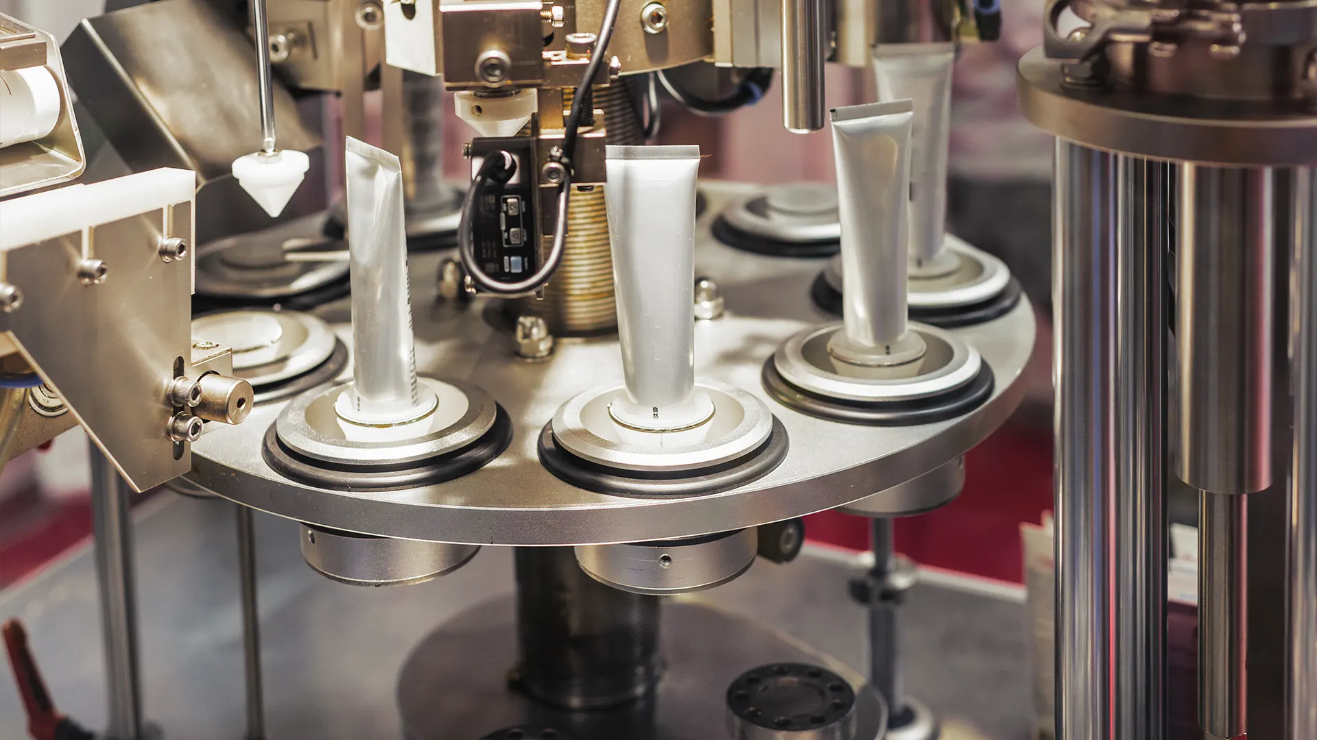 Steps to Custom Toothpaste in Factory Domy